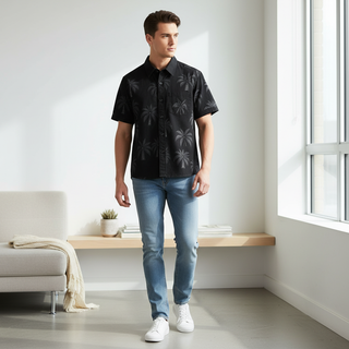 T-Shirt Black Product Image